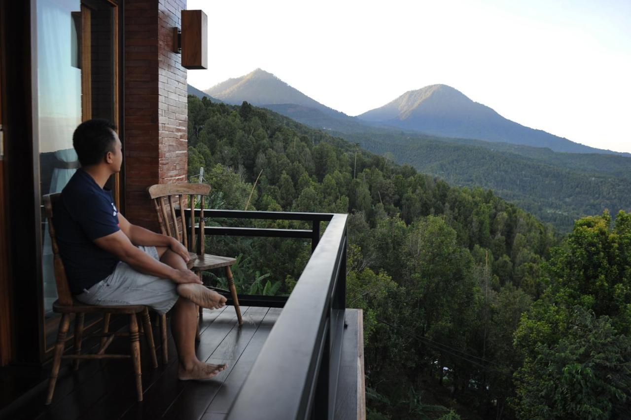 Bali Jegeg Munduk Hotel, Bar, And Restaurant Exterior photo